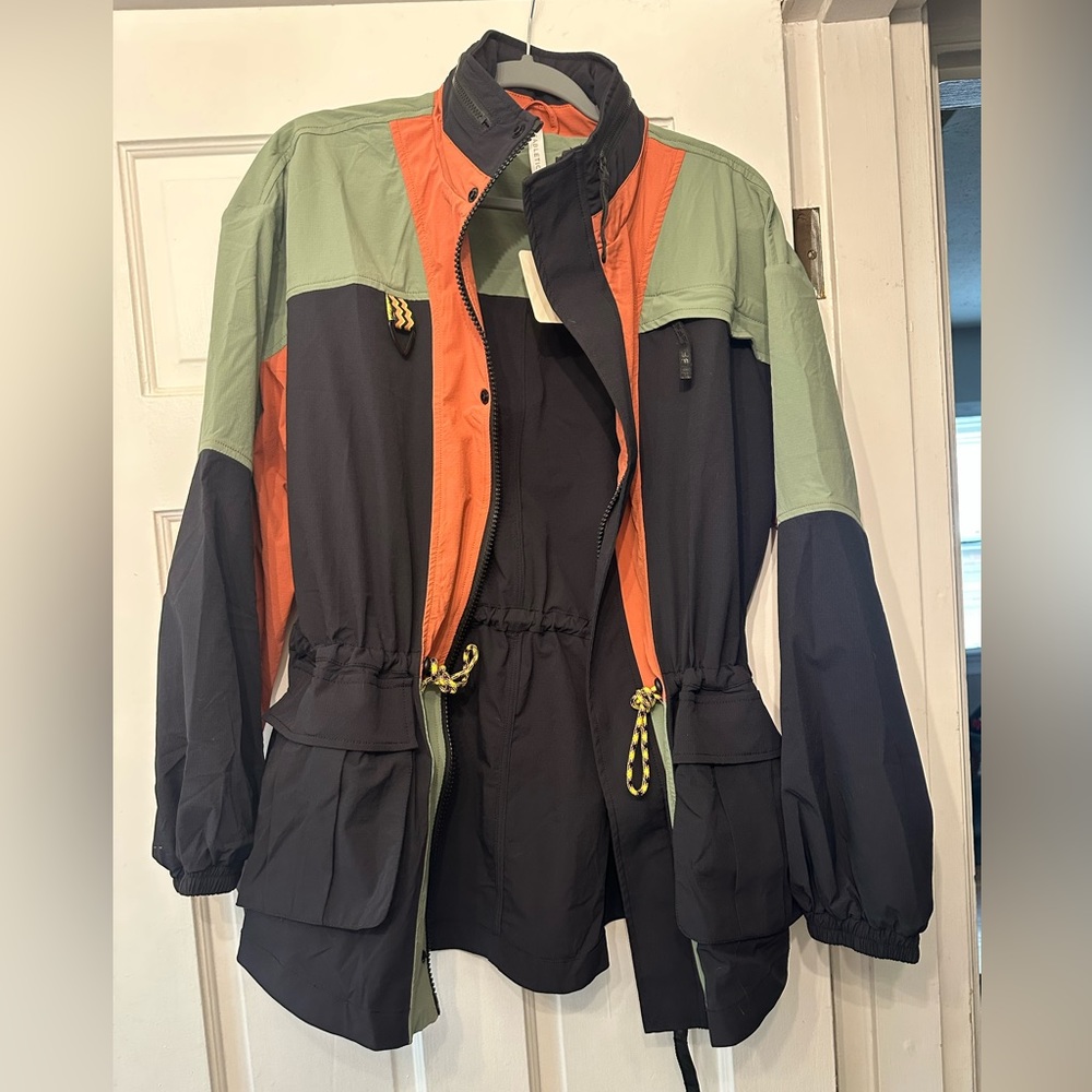 NWT Fabletics The Khloe Edit Cargo Jacket. Size Medium.